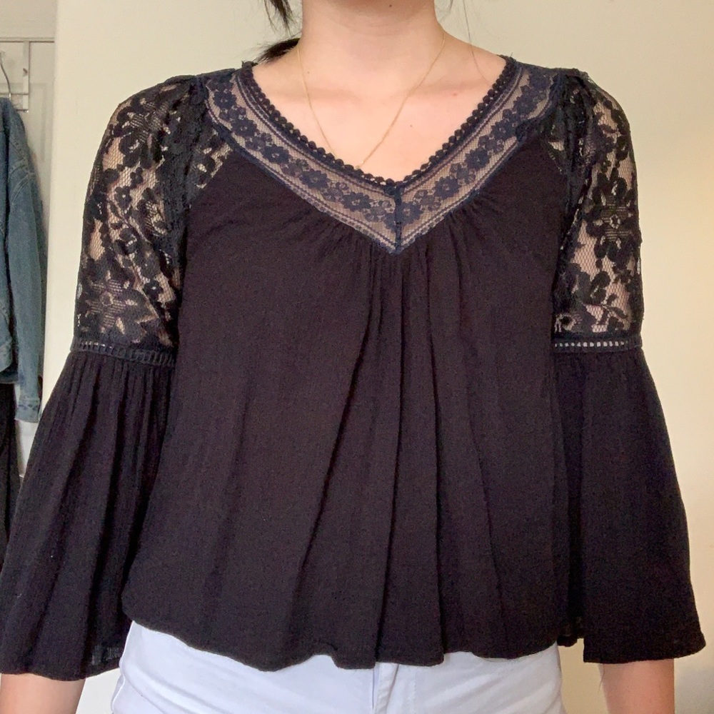 - LOWERED PRICE - Forever21 lace blouse